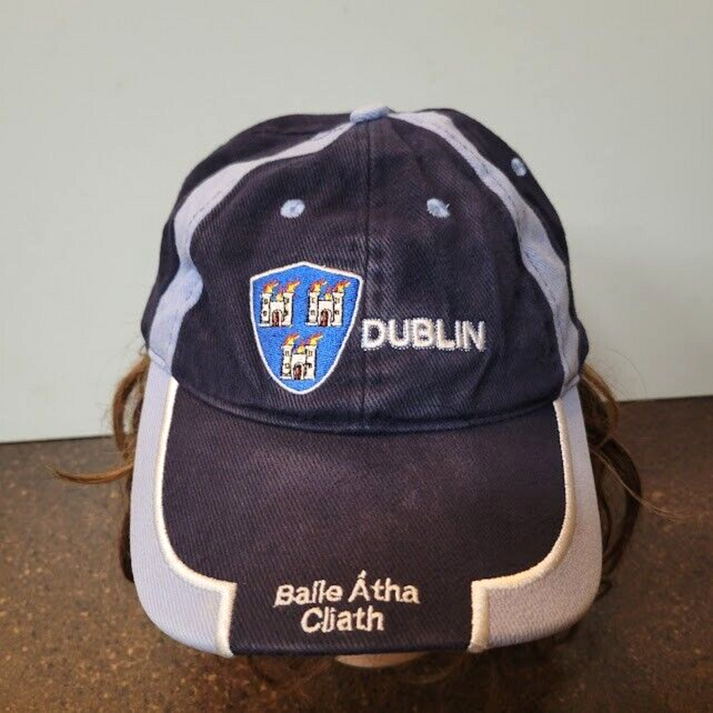 Vintage Dublin Balle Atha Cliath Flaming Castle Hat Cap Strap Back Blue Mens